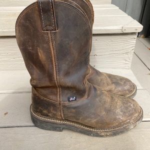 Justin’s work boots !